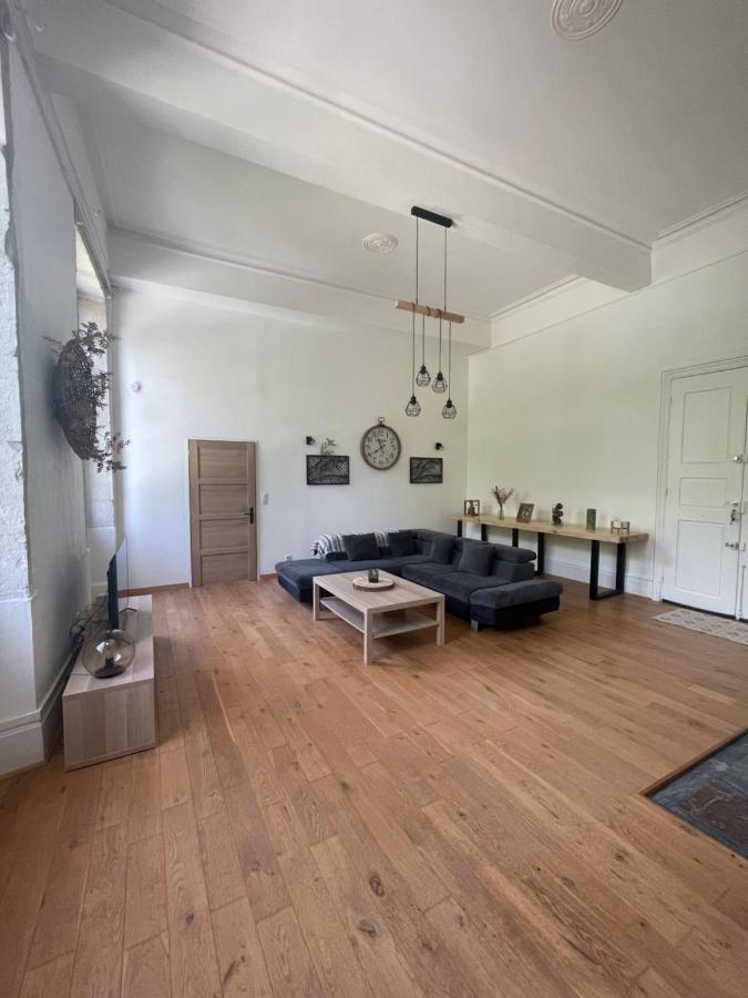 Le Chateau Emile Loubet - Appartement Entier La Bégude-de-Mazenc Kültér fotó