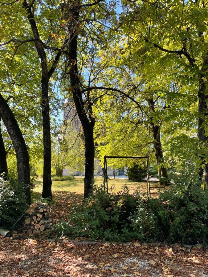 Le Chateau Emile Loubet - Appartement Entier La Bégude-de-Mazenc Kültér fotó